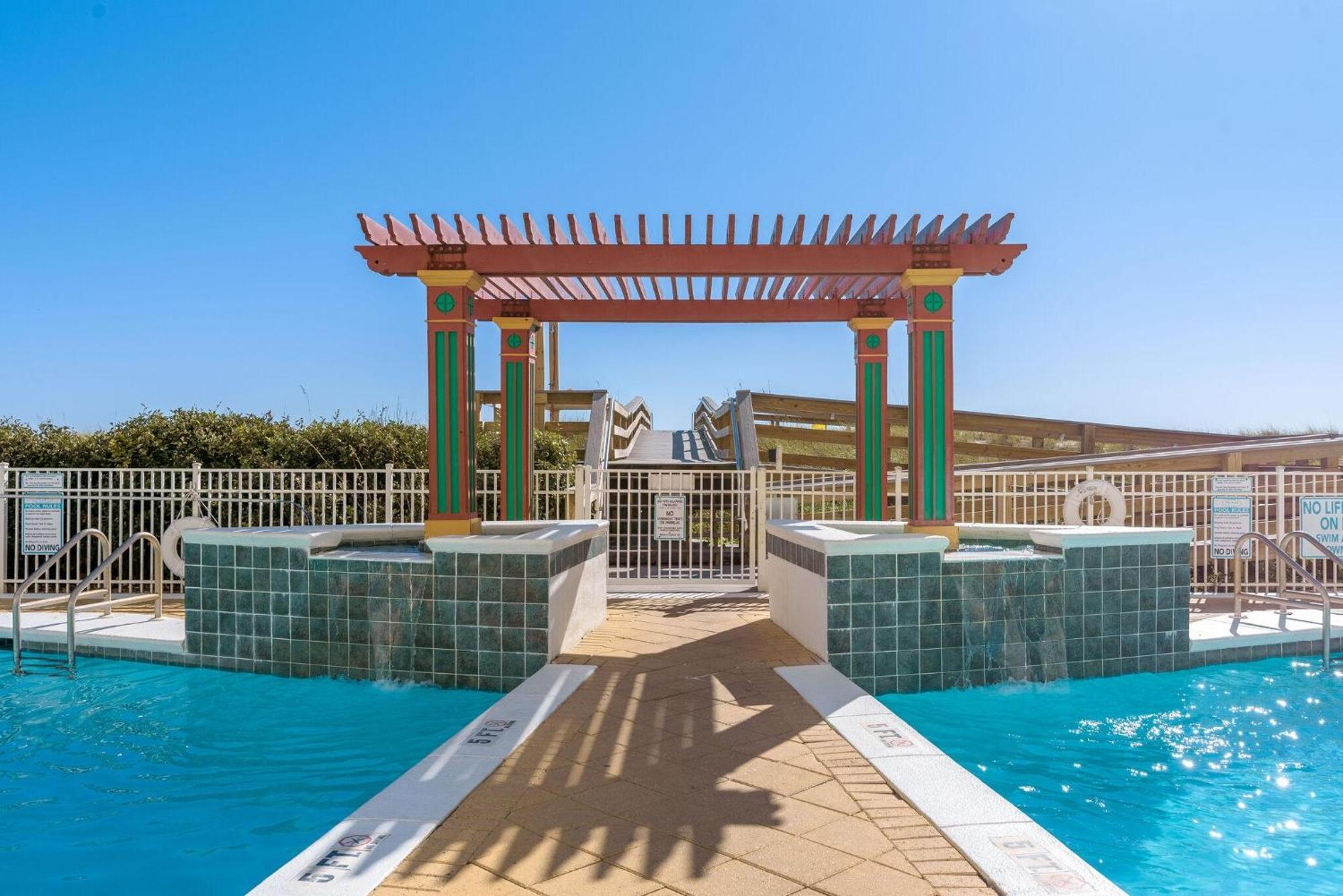 Sunsational Pearl Of The Sea Apartment Navarre Exterior photo